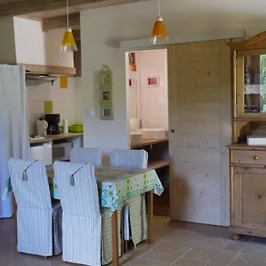 Les Jardins De Lumiere Bed and breakfast