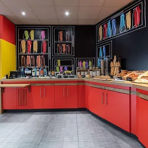 https://ibis-lyon-nord.hotels-rhonealpes.com